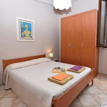 Aparthotel Vacanze Con Piscina *